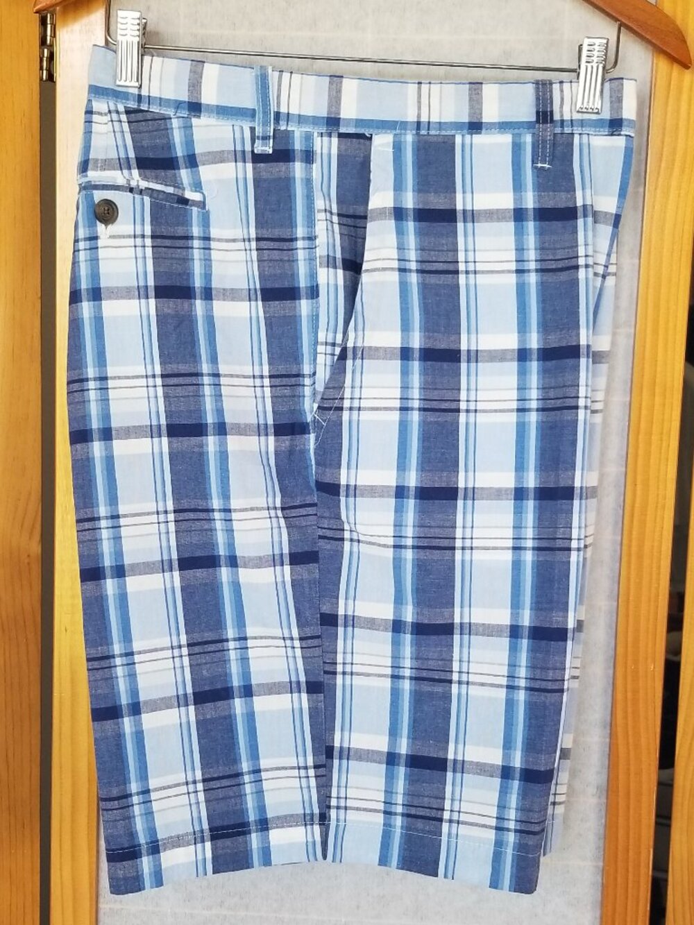 Men's Gap Plaid Shorts Size 40 100% Cotton Blue Preppy